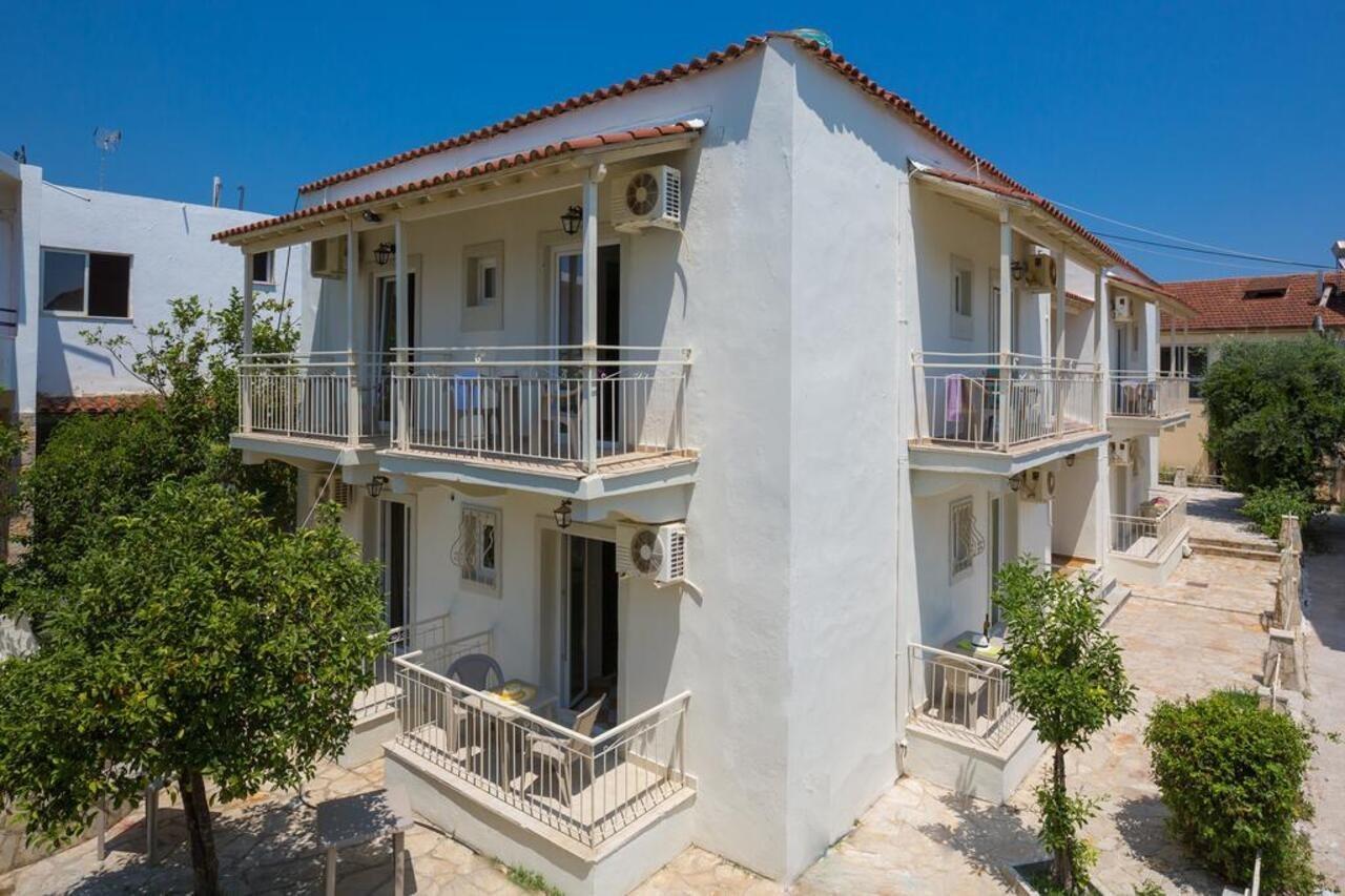 Paralia Studios (Adults Only) Kávos Exterior photo